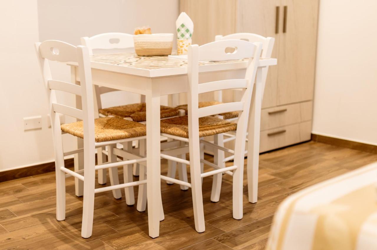Nonna Vittoria Apartments Mola di Bari Dış mekan fotoğraf