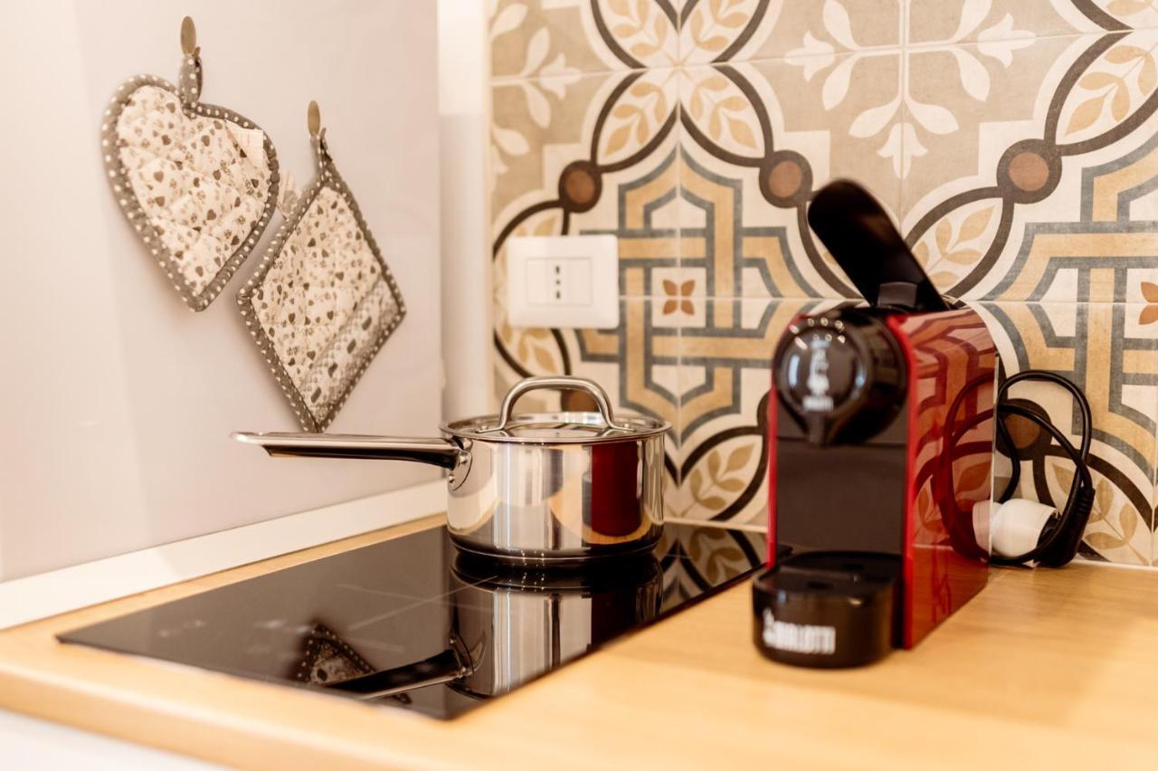 Nonna Vittoria Apartments Mola di Bari Dış mekan fotoğraf